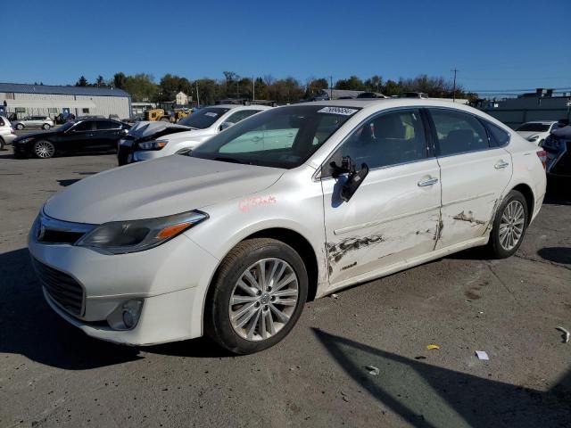 2013 Toyota Avalon Hybrid