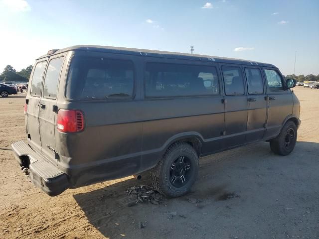 2001 Dodge RAM Wagon B3500