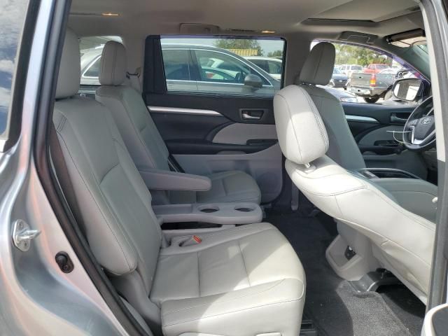 2016 Toyota Highlander XLE