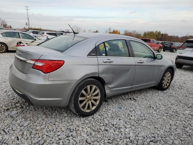 2013 Chrysler 200 Touring