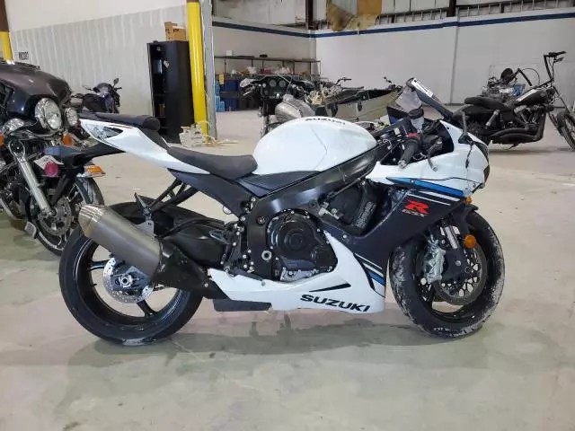 2023 Suzuki GSX-R600