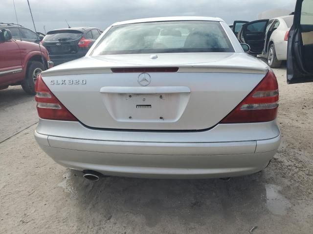 2004 Mercedes-Benz SLK 320