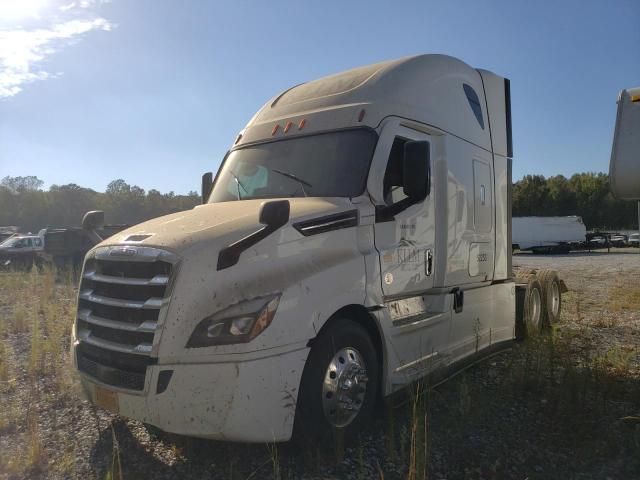 2022 Freightliner Cascadia 126