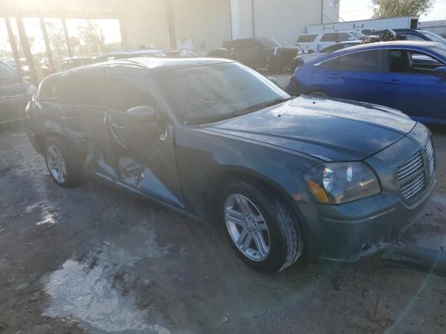 2005 Dodge Magnum R/T