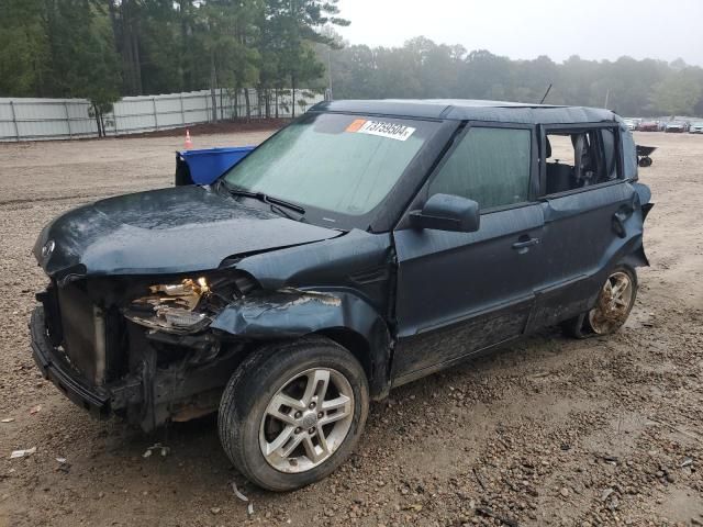 2011 KIA Soul +