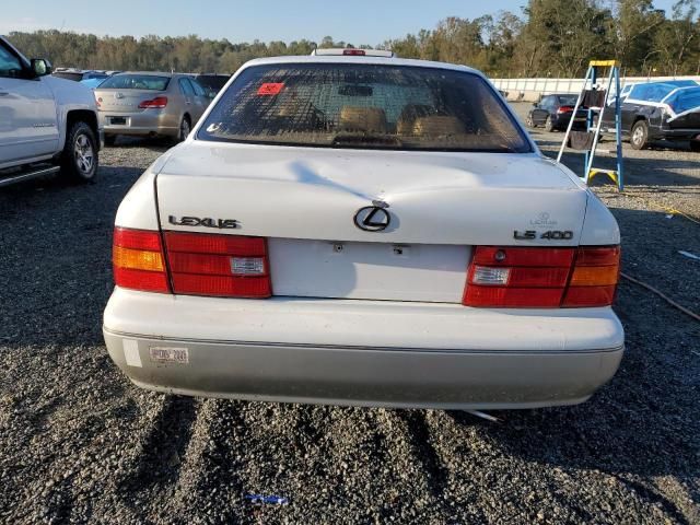 2000 Lexus LS 400