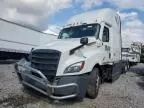 2021 Freightliner Cascadia 126