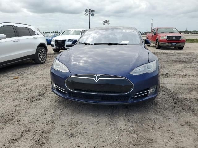 2015 Tesla Model S 70D