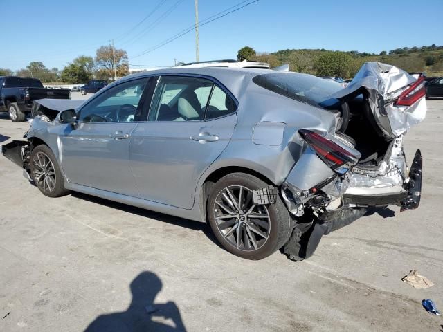 2022 Toyota Camry XLE