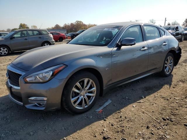 2018 Infiniti Q70 3.7 Luxe