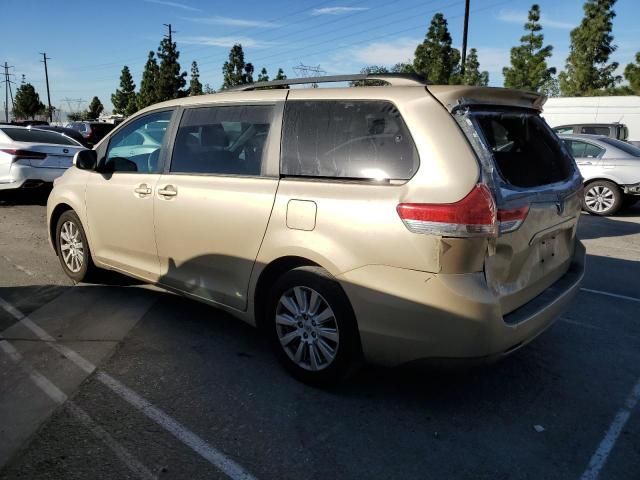 2012 Toyota Sienna XLE