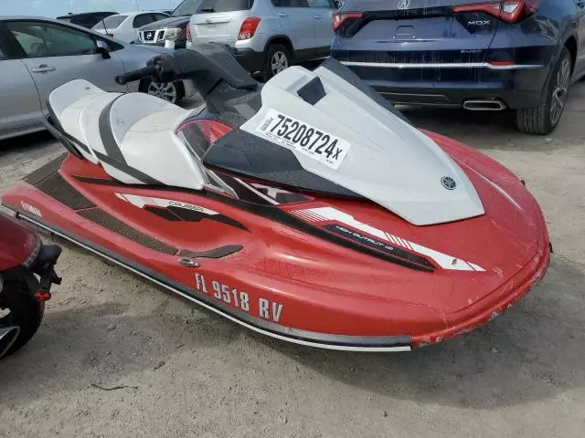 2018 Yamaha Waverunner