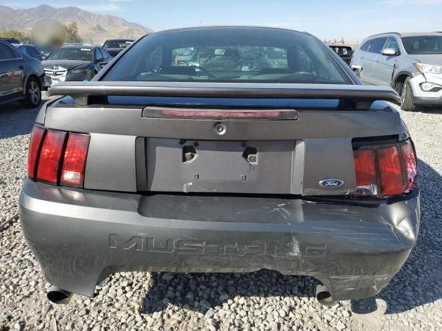 2004 Ford Mustang