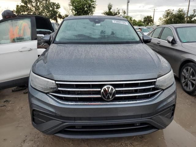 2023 Volkswagen Tiguan SE