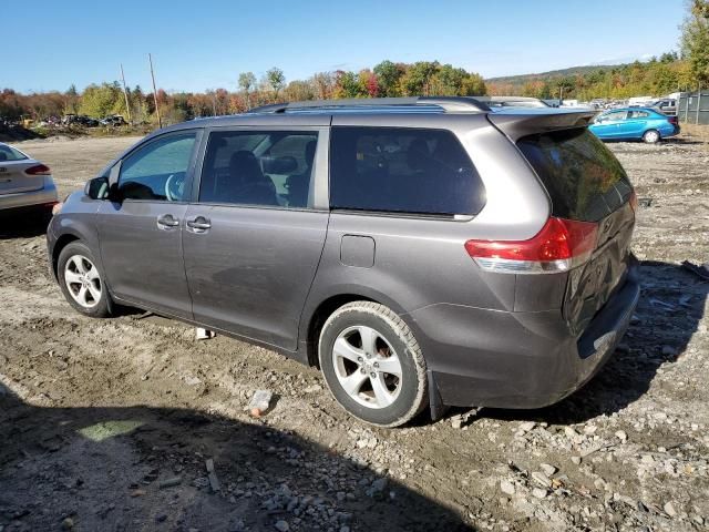 2011 Toyota Sienna LE