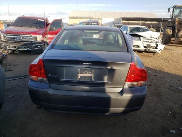 2004 Volvo S60 T5