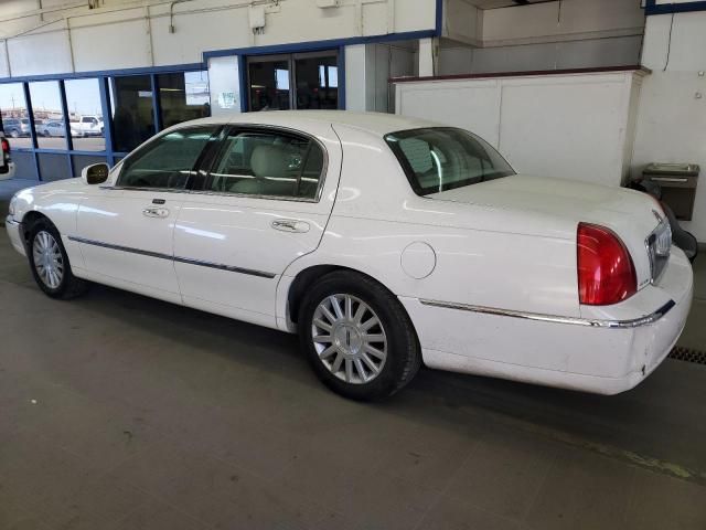 2003 Lincoln Town Car Executive