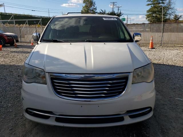 2011 Chrysler Town & Country Touring L