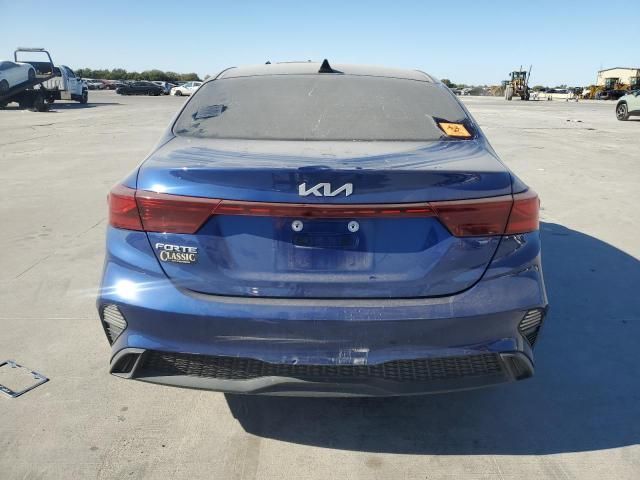 2022 KIA Forte FE