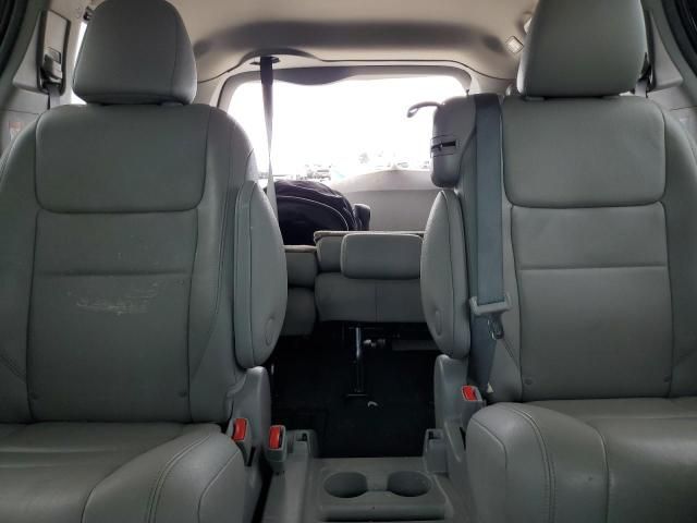 2017 Toyota Sienna XLE