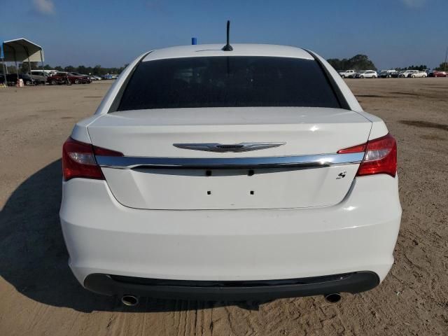 2014 Chrysler 200 Touring