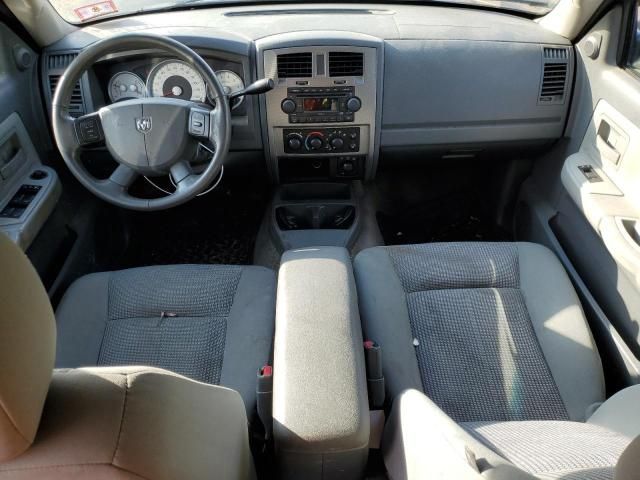 2007 Dodge Dakota Quad SLT