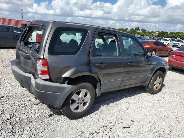 2003 Ford Escape XLS