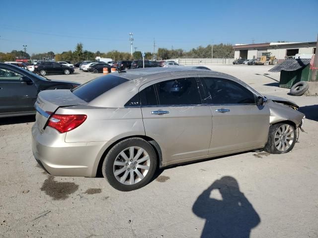 2013 Chrysler 200 Limited