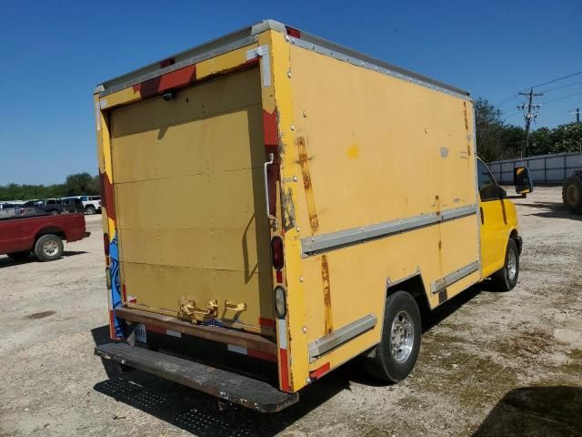 2007 GMC Savana Cutaway G3500