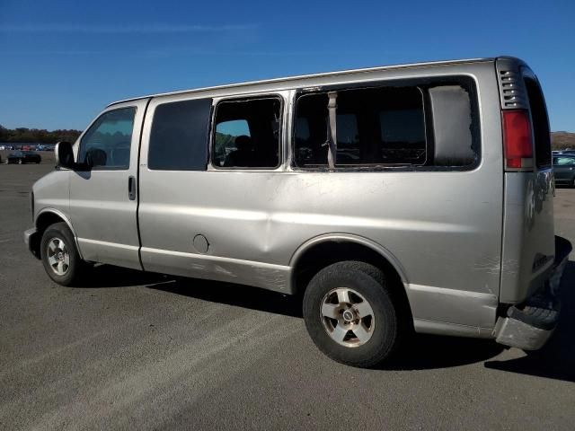 2002 GMC Savana G1500 Luxury