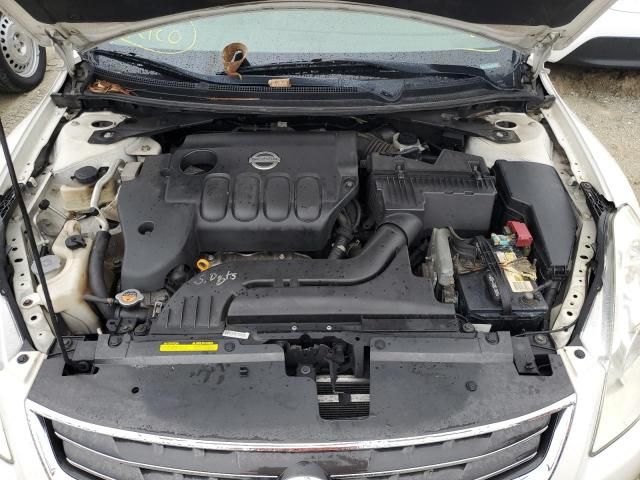 2010 Nissan Altima Base