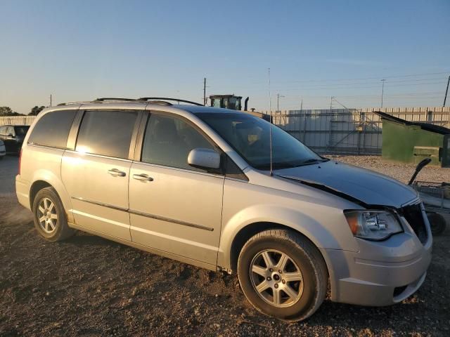 2010 Chrysler Town & Country Touring