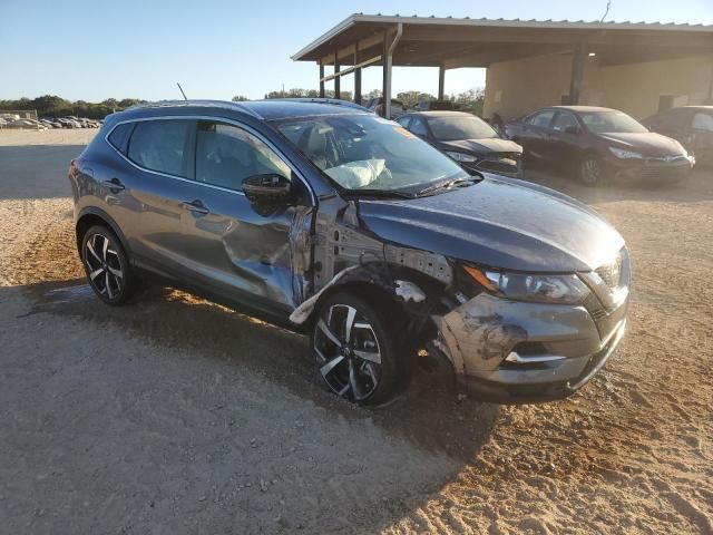 2022 Nissan Rogue Sport SL