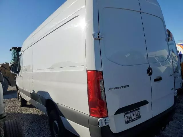 2024 Mercedes-Benz Sprinter 2500