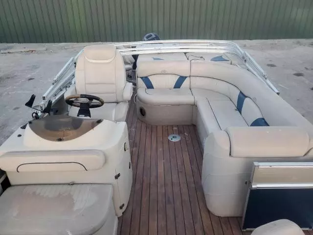 2014 Avalon Boat