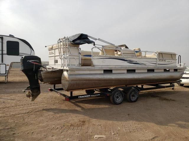 2005 Suntracker Boat With Trailer