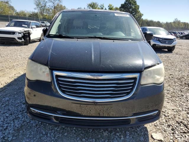 2013 Chrysler Town & Country Touring