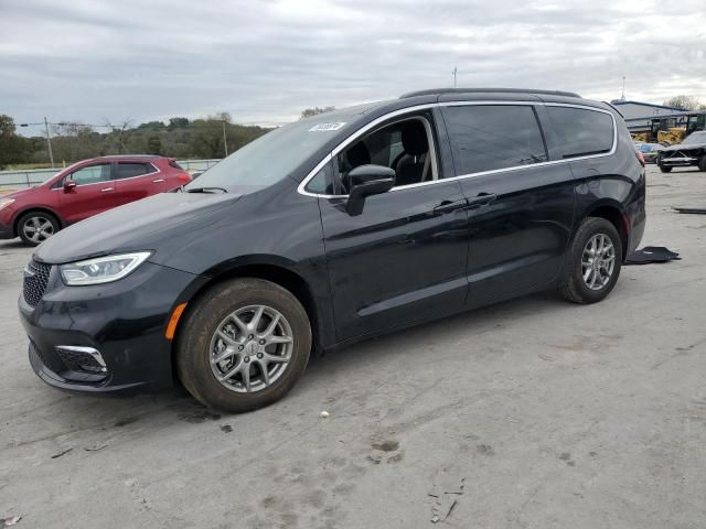 2021 Chrysler Pacifica Touring