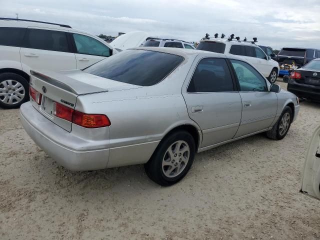 2000 Toyota Camry LE