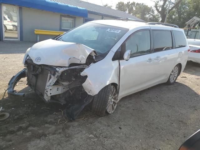 2011 Toyota Sienna XLE