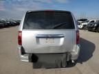 2009 Chrysler Town & Country LX