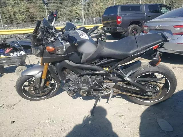 2015 Yamaha FZ09