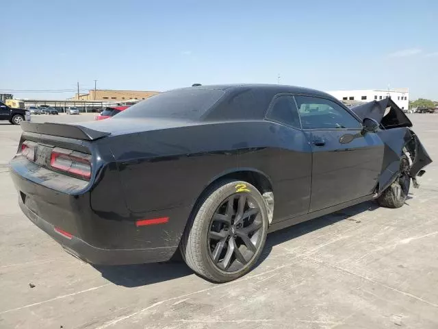 2022 Dodge Challenger SXT