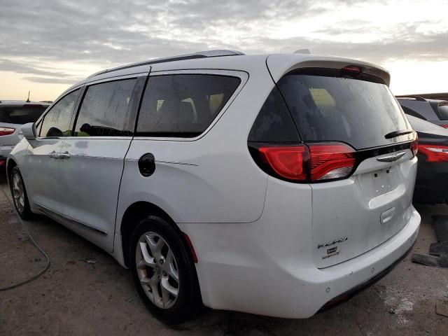 2017 Chrysler Pacifica Touring L Plus