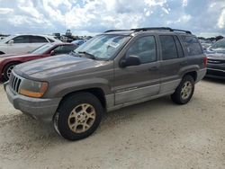 Carros dañados por inundaciones a la venta en subasta: 2000 Jeep Grand Cherokee Laredo