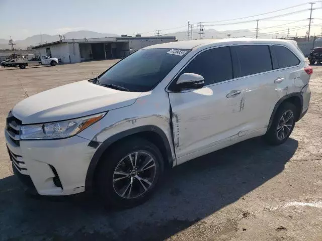 2018 Toyota Highlander LE