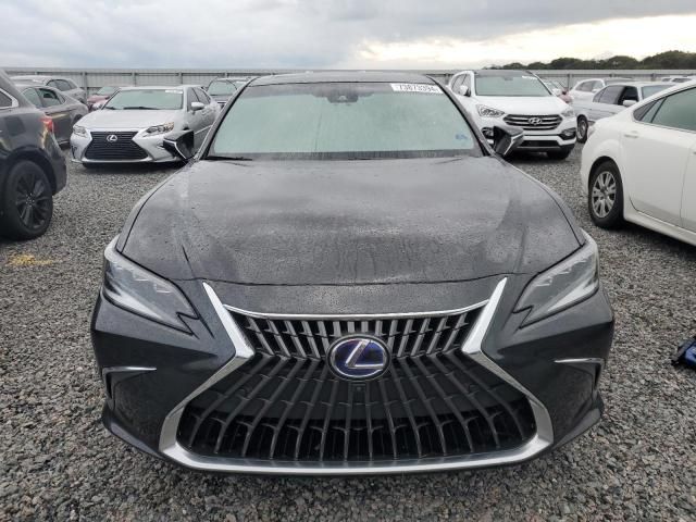 2022 Lexus ES 300H Base