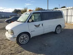 Salvage trucks for sale at Sacramento, CA auction: 2000 GMC Safari XT