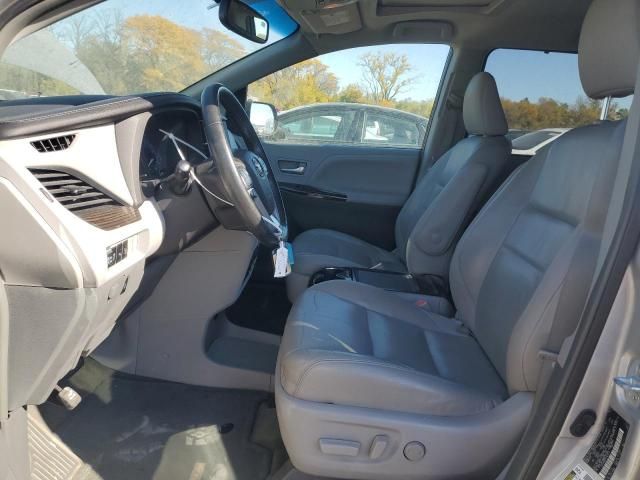 2015 Toyota Sienna XLE