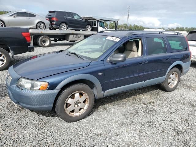 2004 Volvo XC70